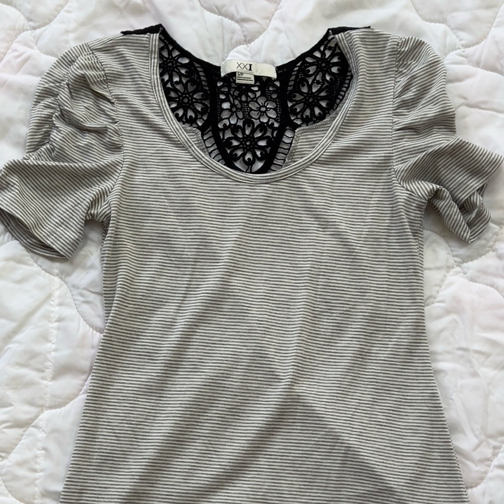 Forever 21 Black Lace-Back Striped Scoop Tee with Ruched sleeves Size small